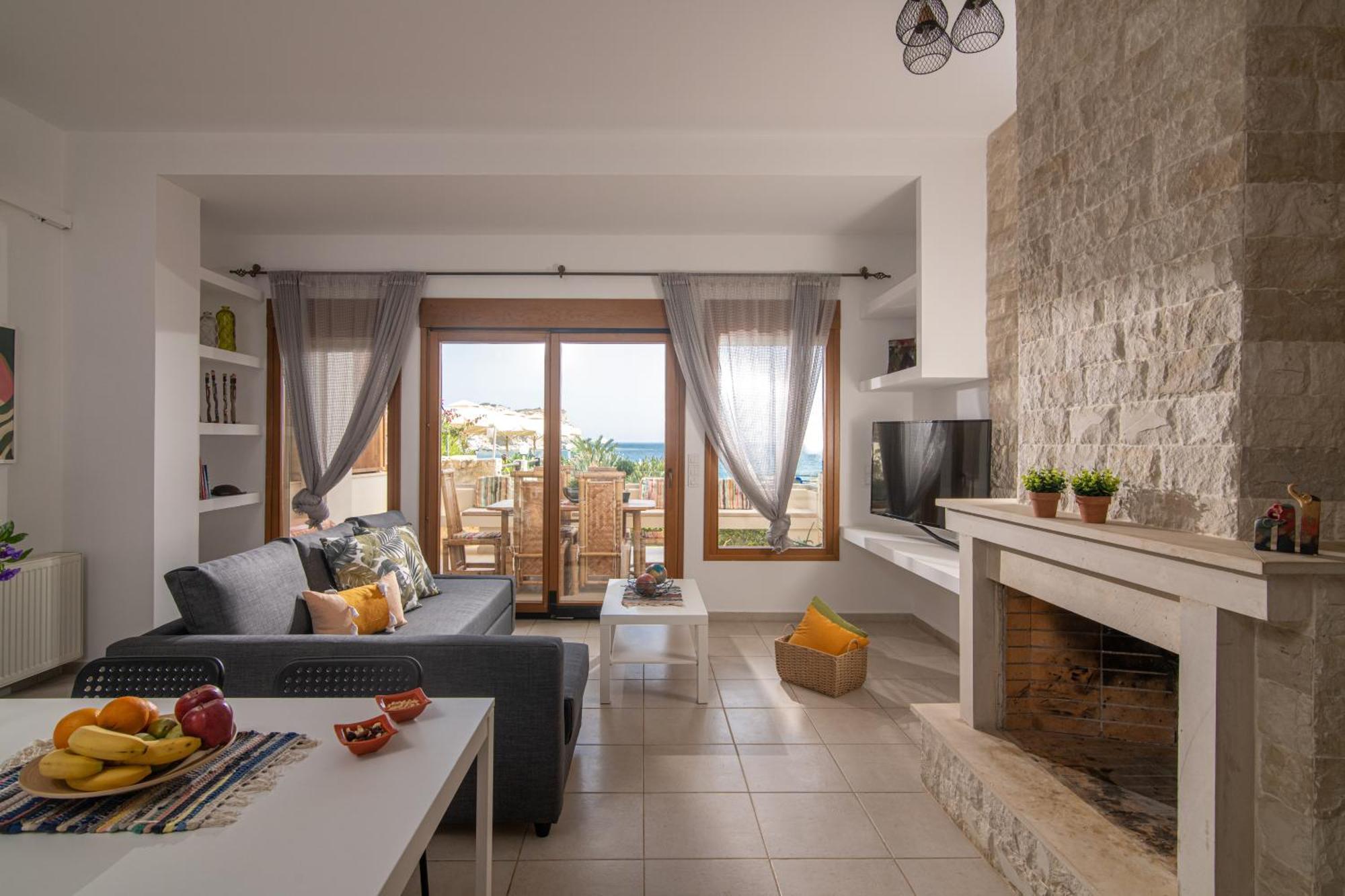 Beachfront Green Apt-Ligaria Beach Kültér fotó